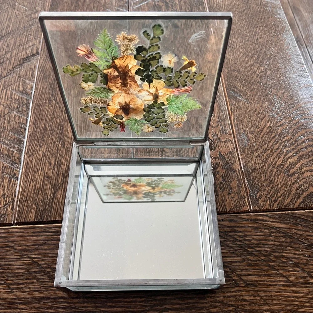 Vintage Pressed Flower Glass Trinket Box Mirrored Bottom Silver Frame Hinged